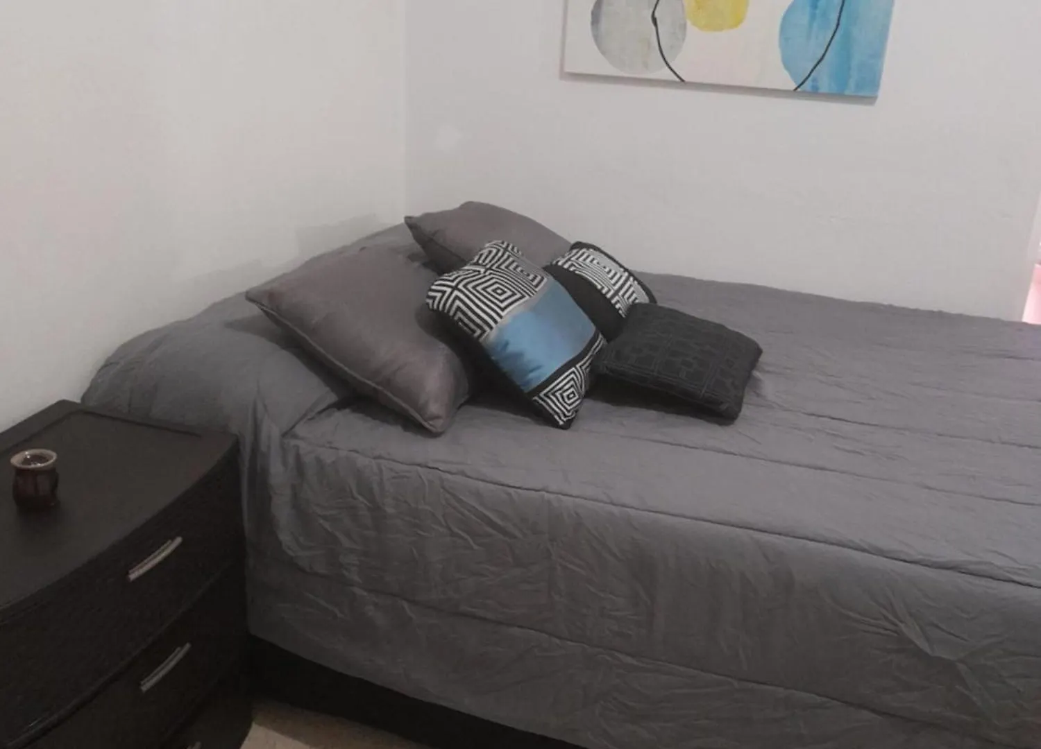 Hermoso Apartamento Frente Aeropuerto De Isla Verde contacts
